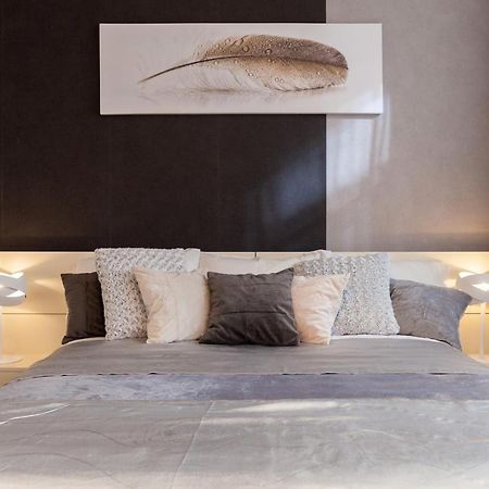 City Center Apartments Lviv Extérieur photo